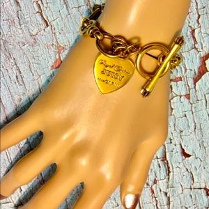 Vintage Juicy Couture Gold Heart Charm Bracelet!